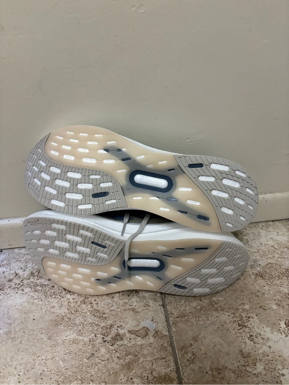 Adidas Ultraboost 5x Running Shoes Light Cream Blue Grey Men’s Sz 17 JH9037